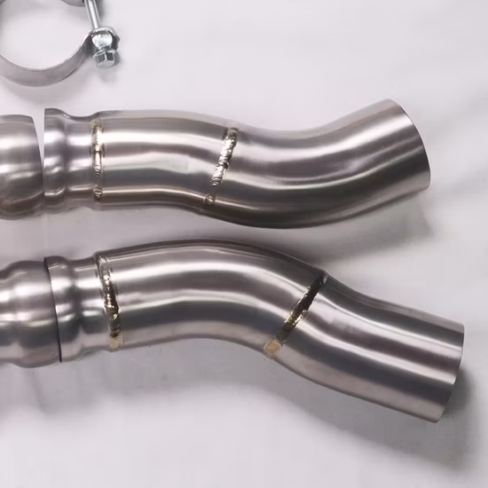 Tubo metallico in materiale di scarico in lega di titanio fornito in fabbrica